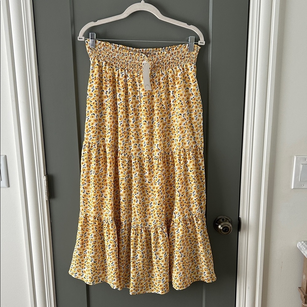 Love Olive Co. Sunny Floral Maxi Skirt Size Medium